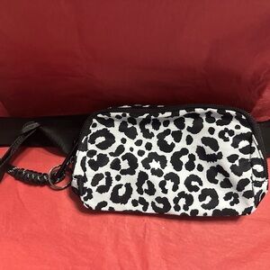 Iris and Rainbow Leopard Print Women's Bag